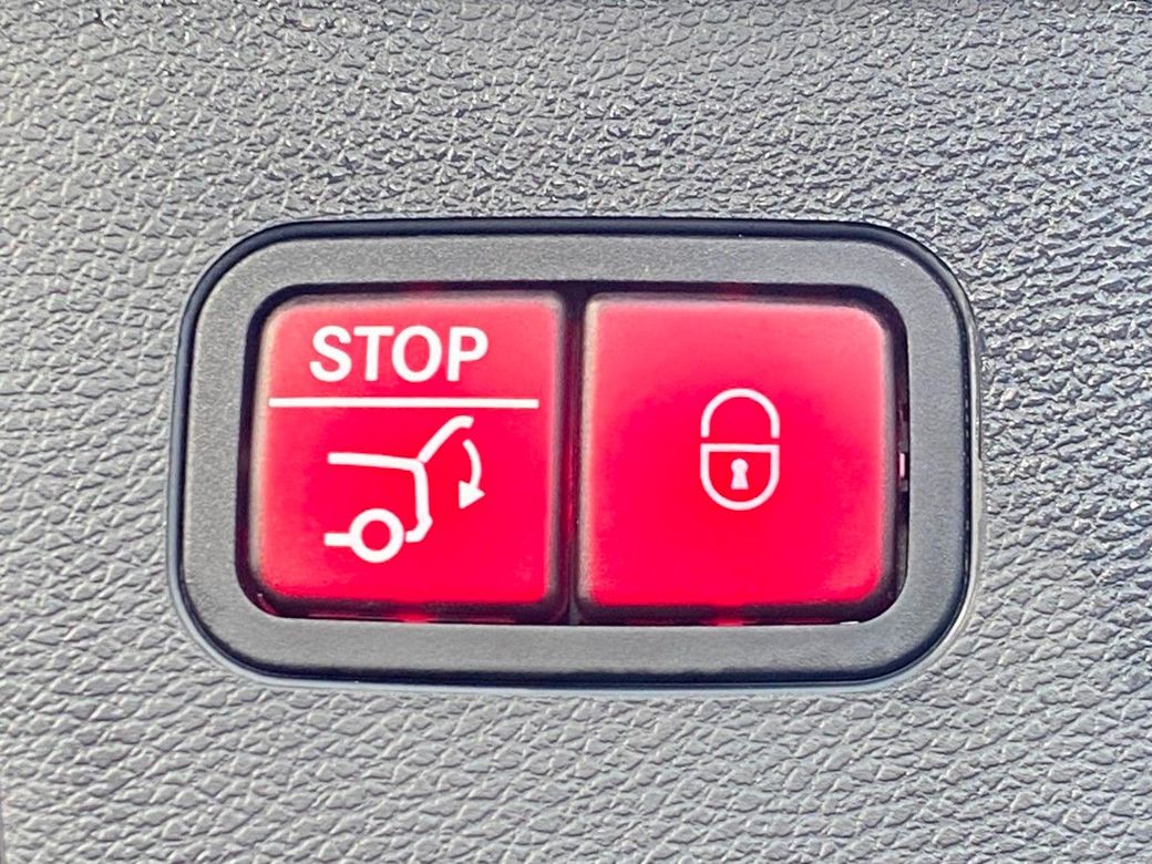 2023 Mercedes-Benz EQC