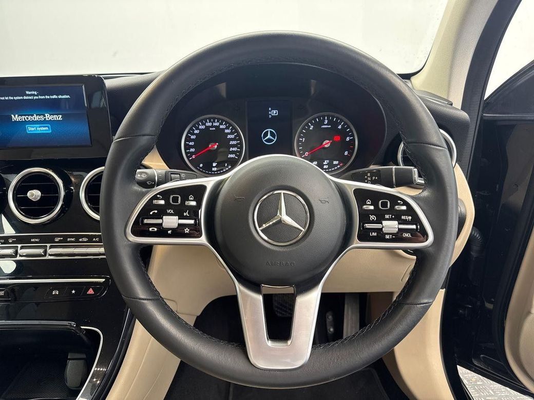 2022 Mercedes-Benz GLC Class