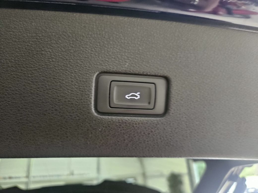 2021 Audi Q8