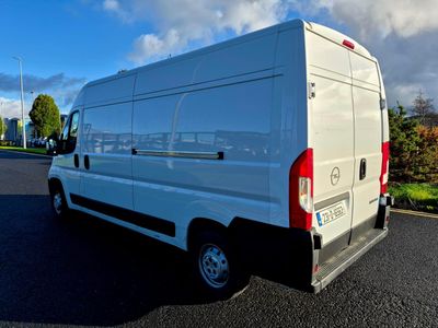 2023 Opel Movano