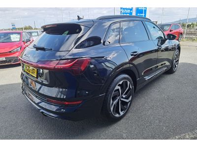 2022 Audi e-tron