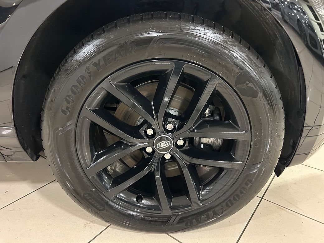 2025 Land Rover Range Rover Evoque