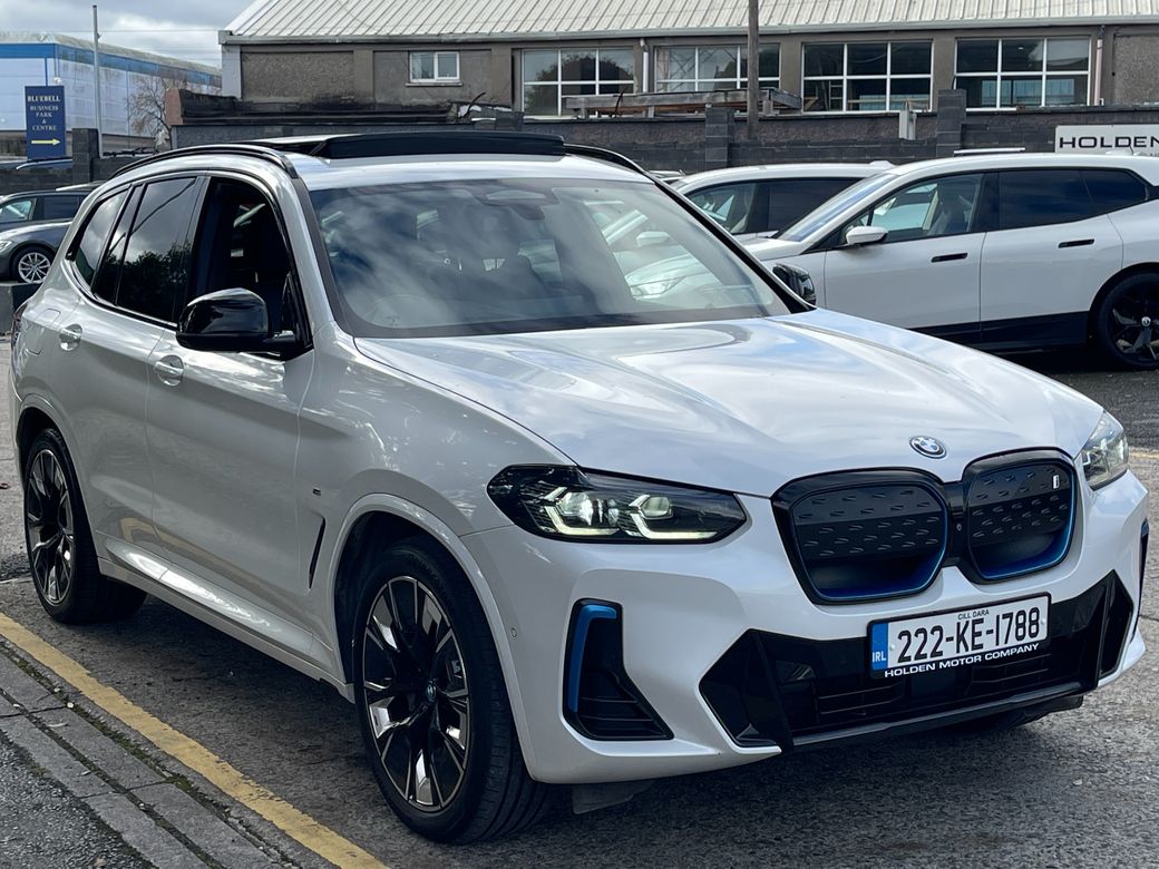 2022 BMW iX3