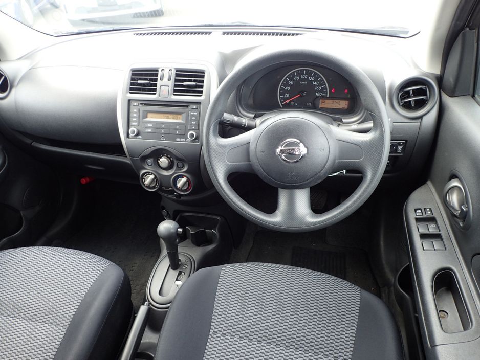 2016 Nissan March