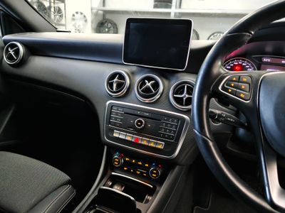 2016 Mercedes-Benz A 180