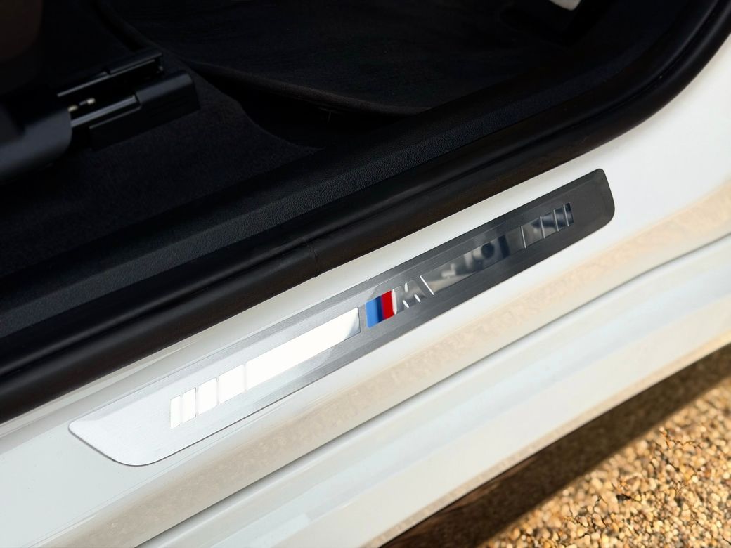 2023 BMW X1