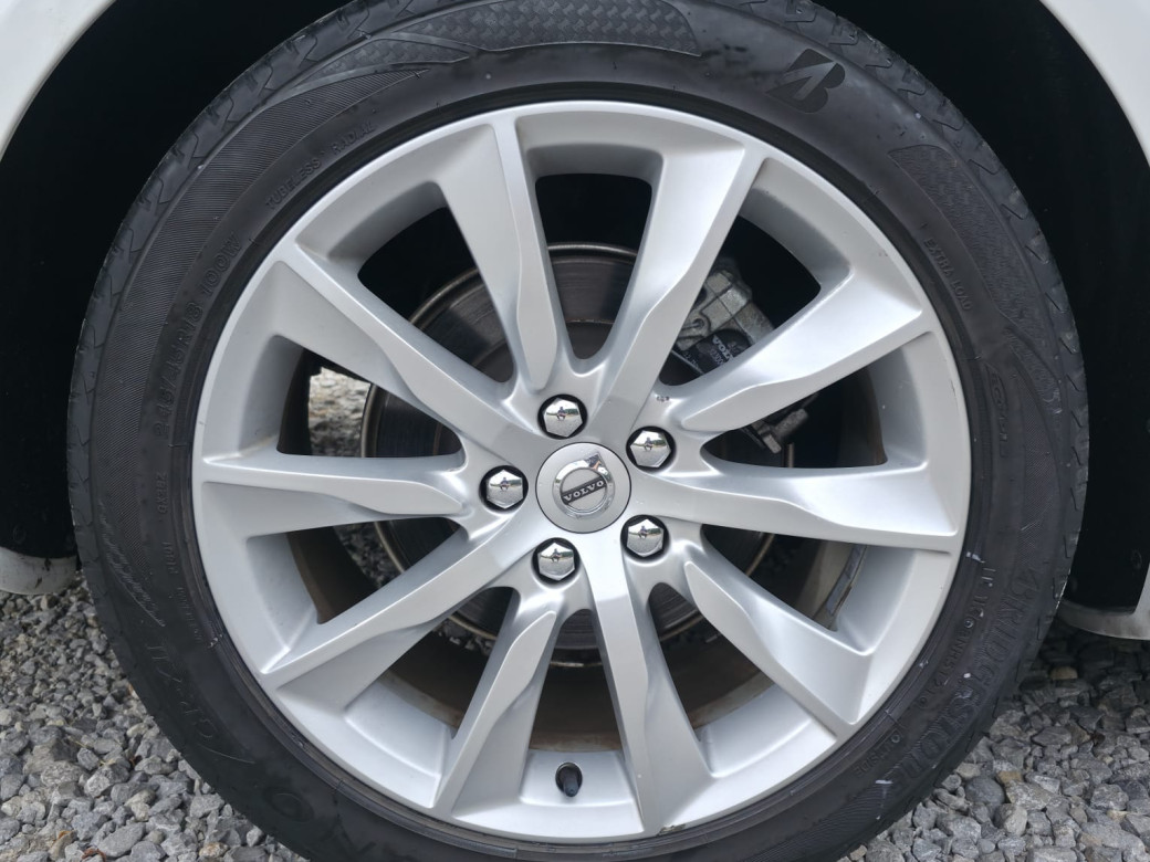 2020 Volvo V90