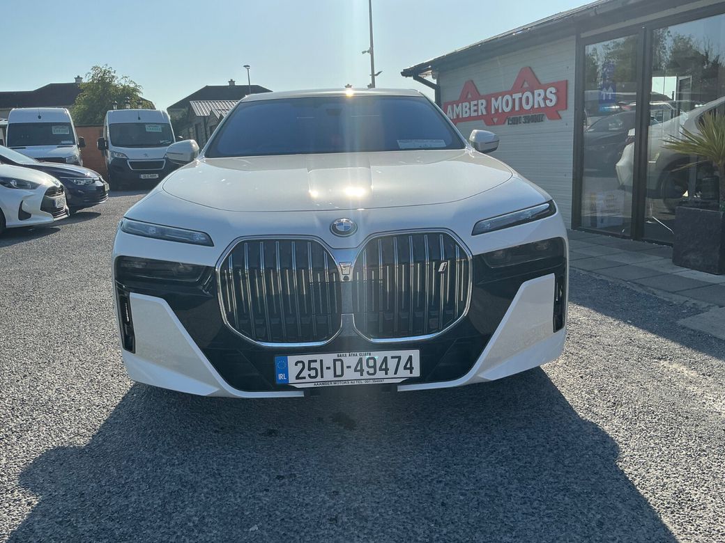 2025 BMW i7