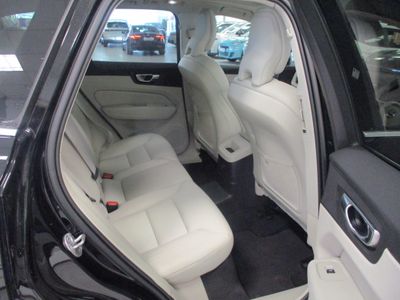 2022 Volvo XC60