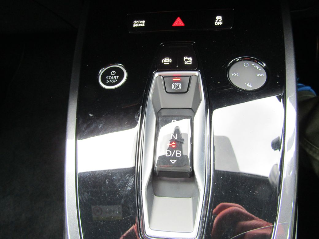2022 Audi Q4