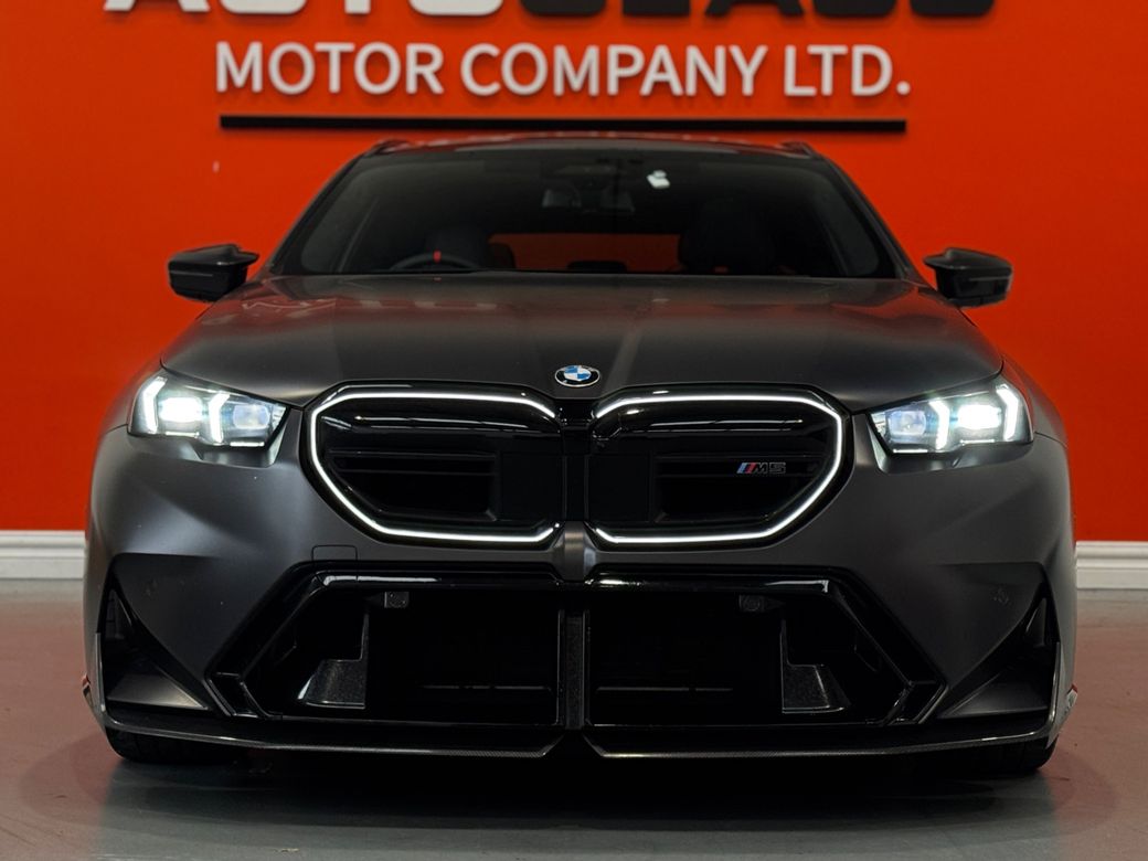 2025 BMW M5