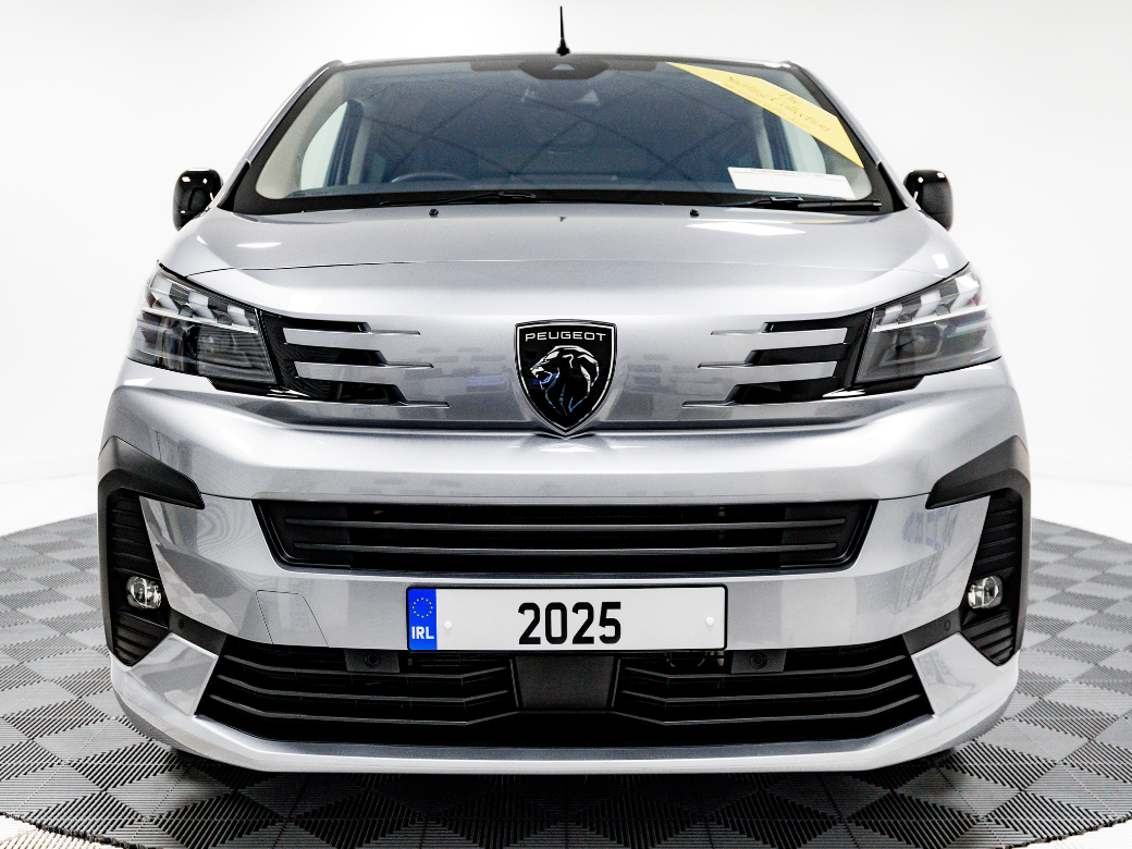2025 Peugeot Traveller