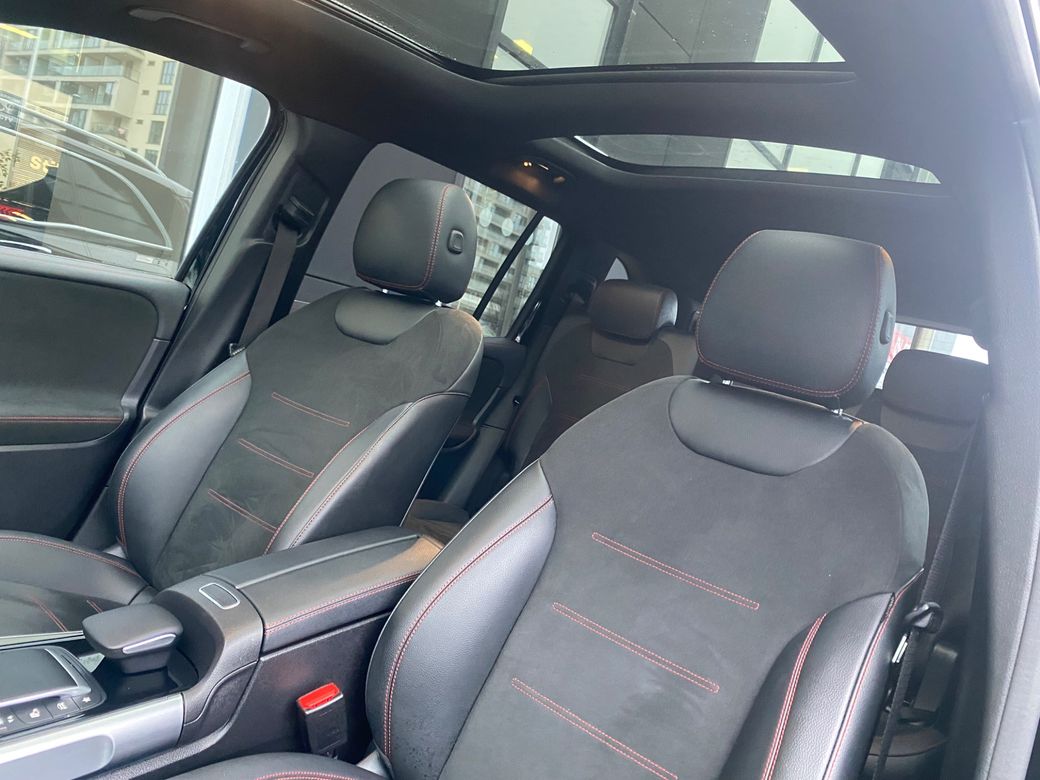 2023 Mercedes-Benz EQB