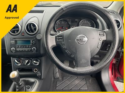 2014 Nissan Qashqai +2