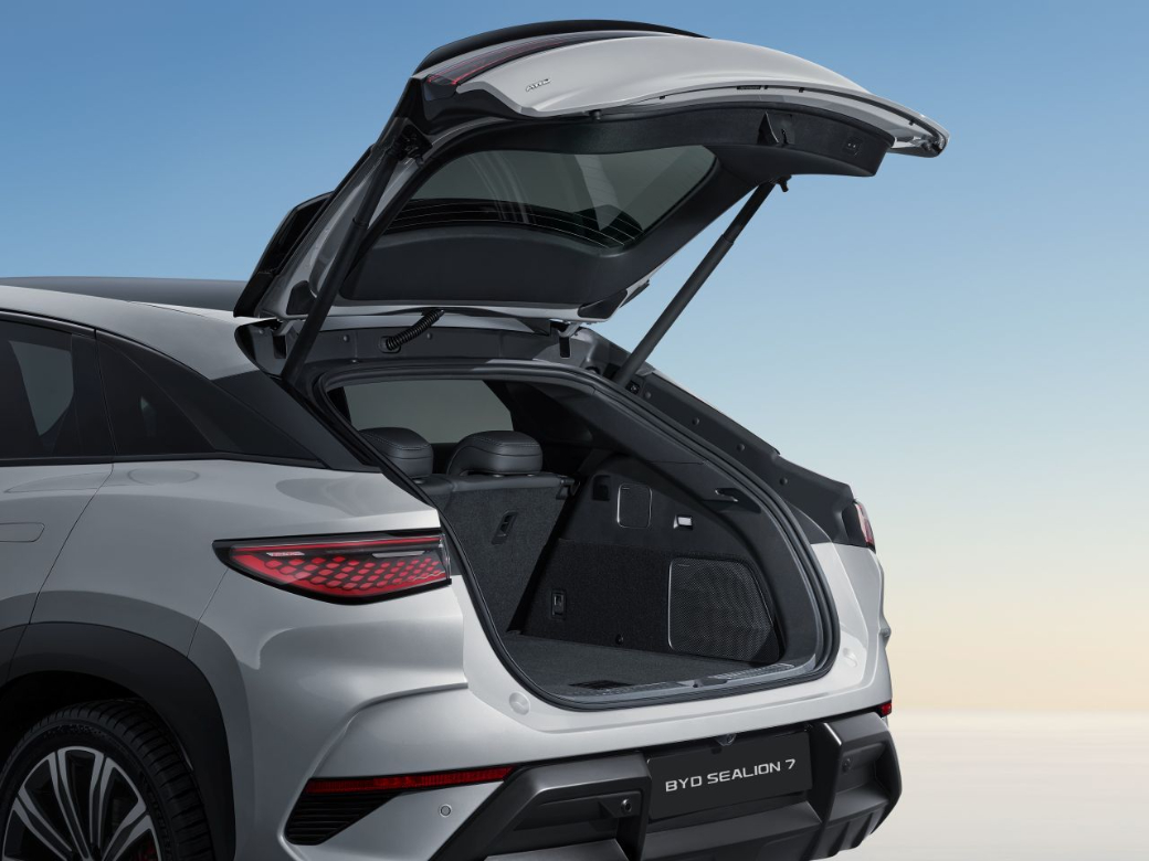 2026 BYD Sealion 7