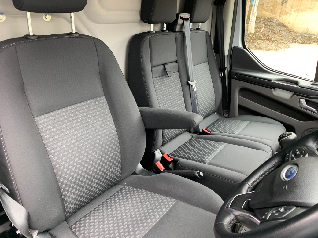 2021 Ford Transit Custom