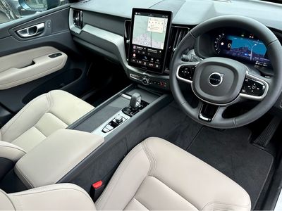 2025 Volvo XC60