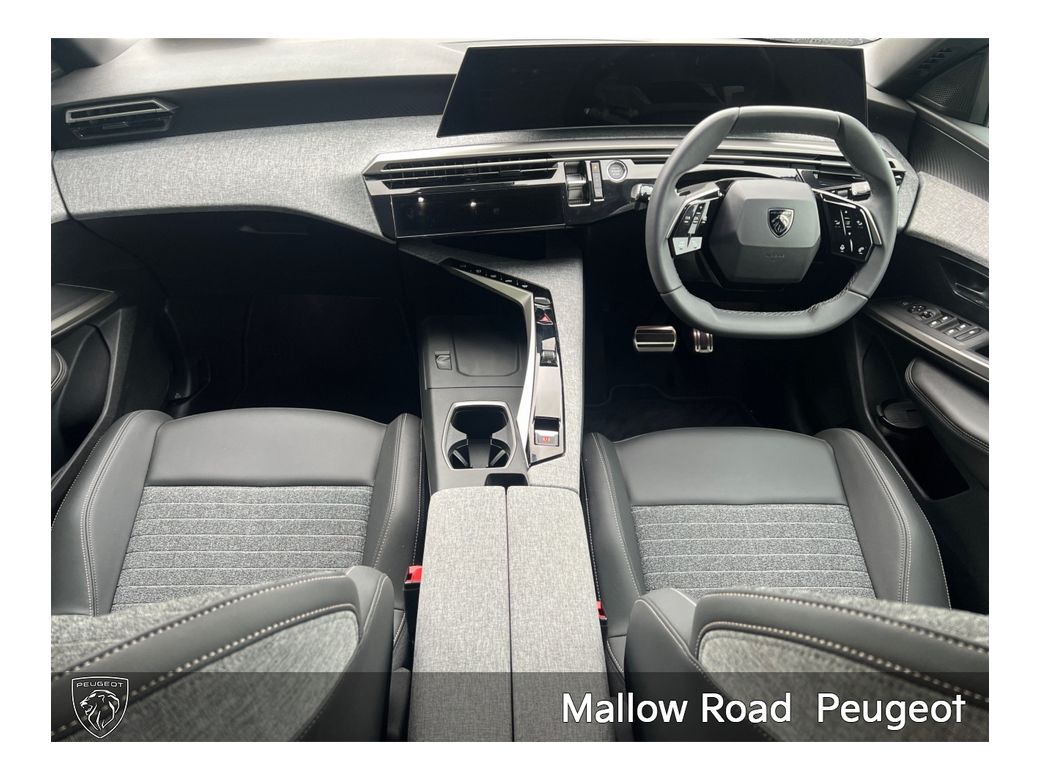 2025 Peugeot 5008