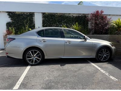 2017 Lexus GS 300H