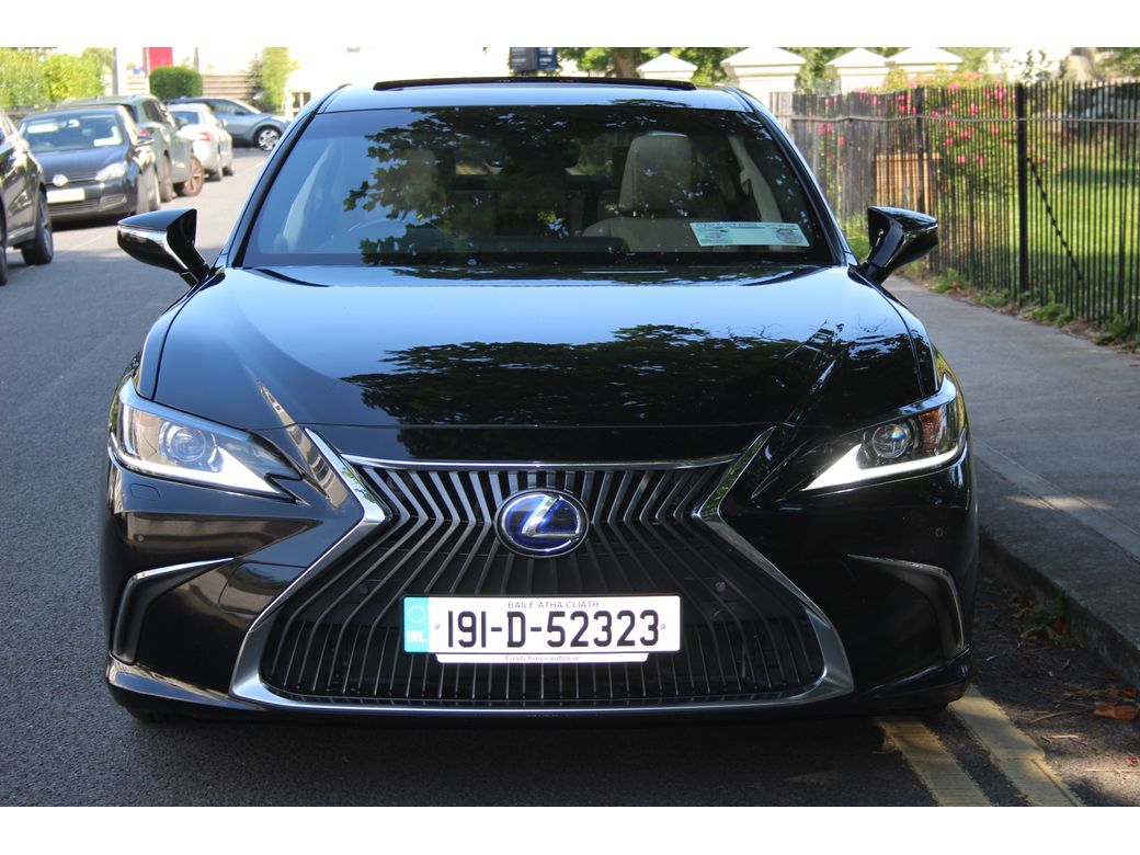 2019 Lexus ES 300h