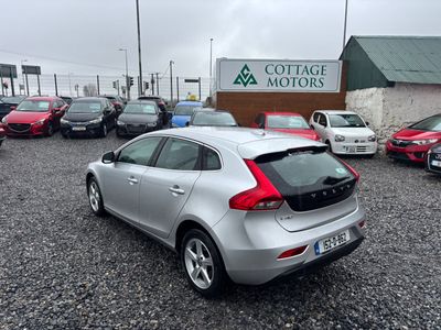 2015 Volvo V40