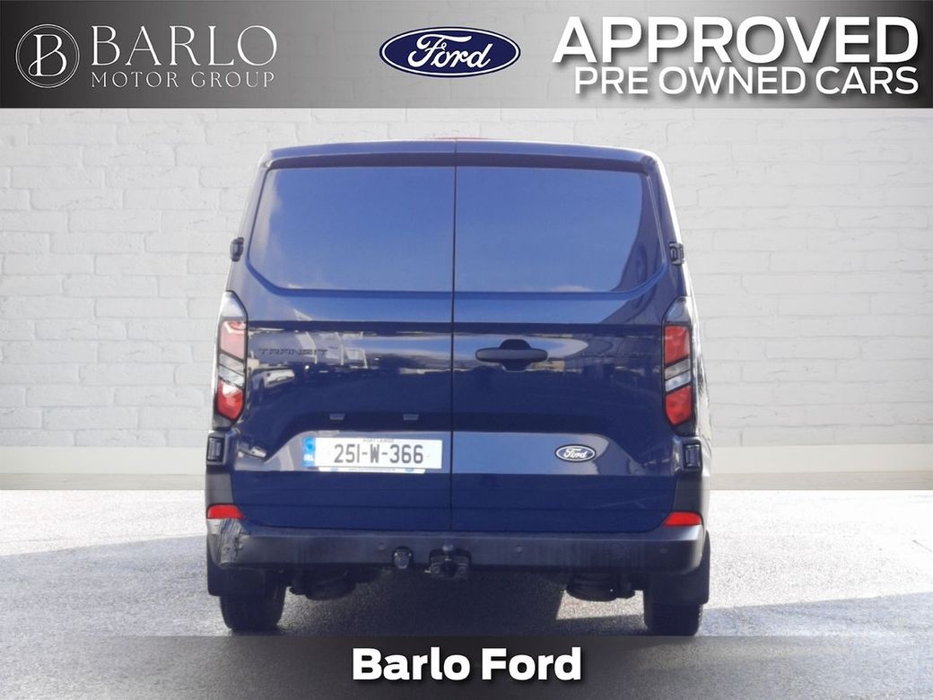 2025 Ford Transit Custom