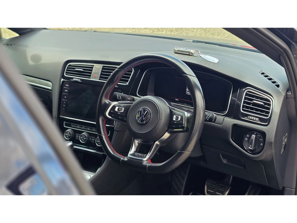 2019 Volkswagen Golf