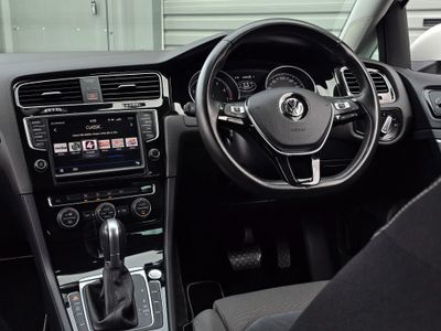 2017 Volkswagen Golf