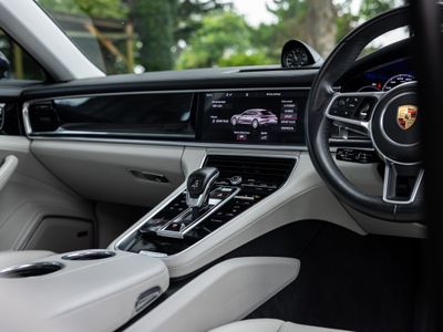 2019 Porsche Panamera