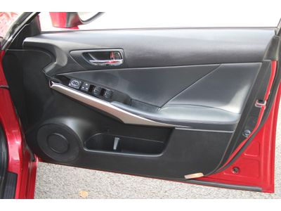 2015 Lexus IS 300h