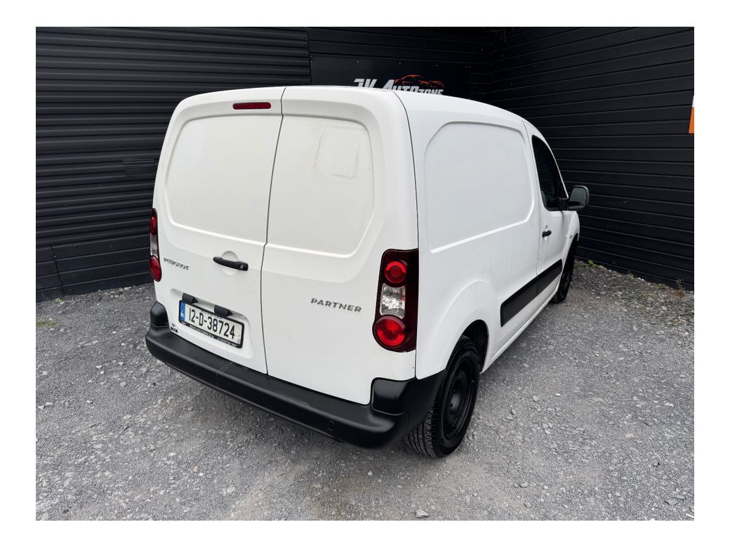 2012 Peugeot Partner