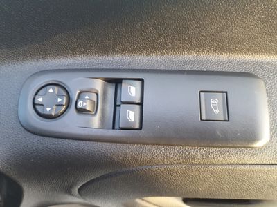 2022 Peugeot Partner