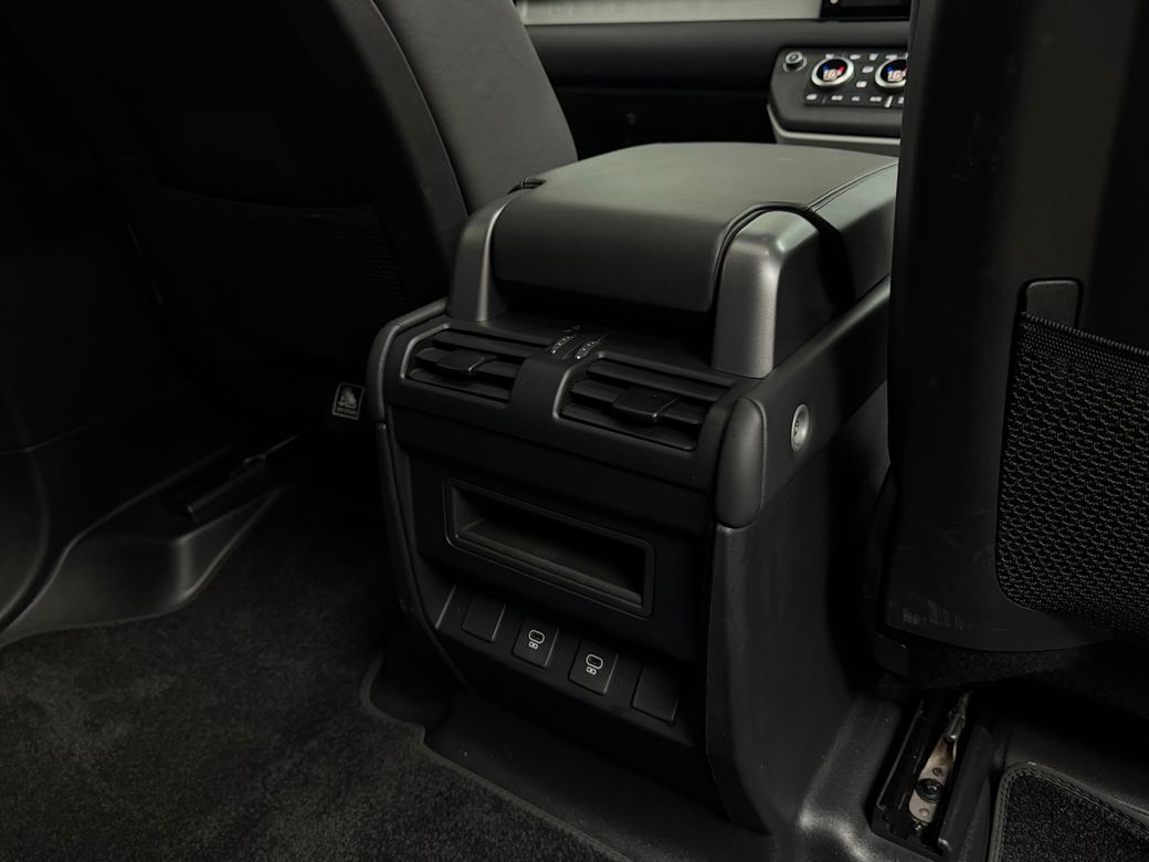 2024 Land Rover Defender