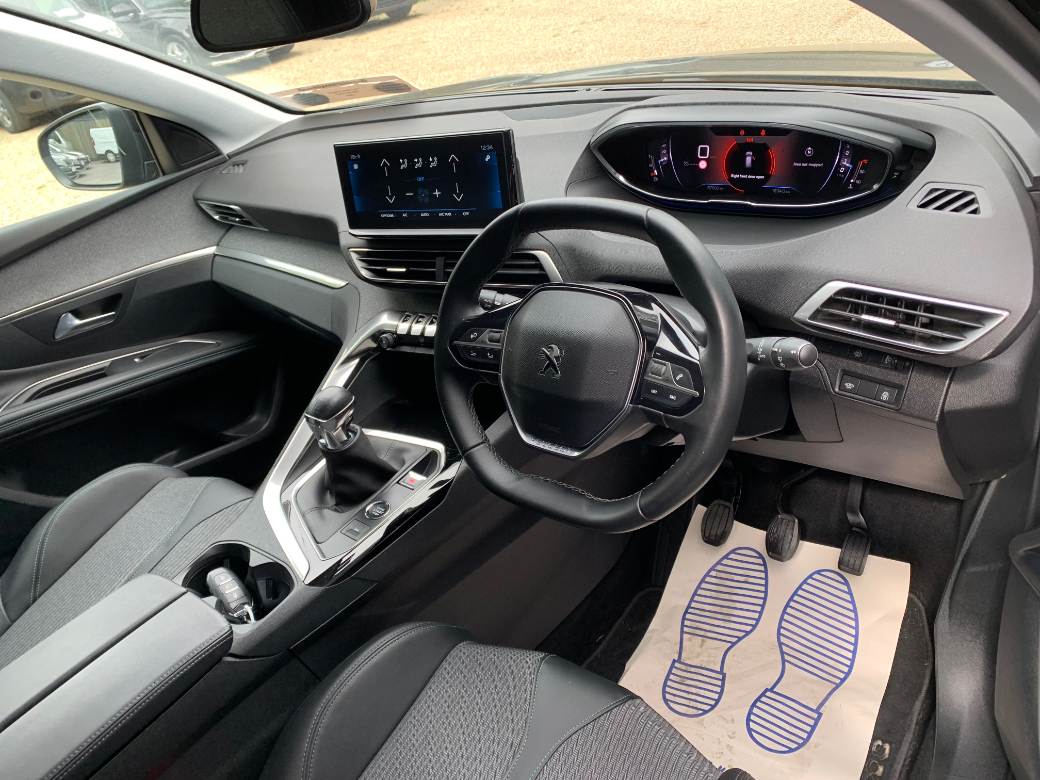 2022 Peugeot 3008