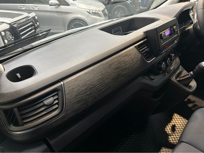 2023 Renault Trafic
