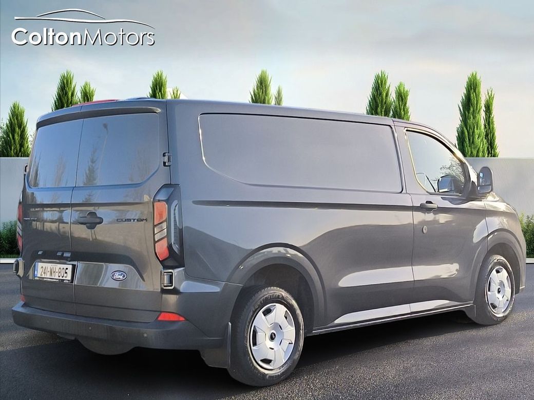 2024 Ford Transit Custom