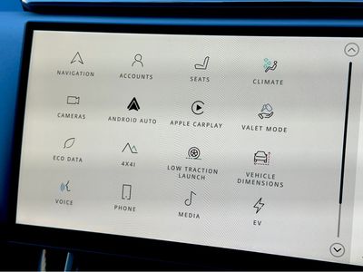 2025 Land Rover Range Rover Velar