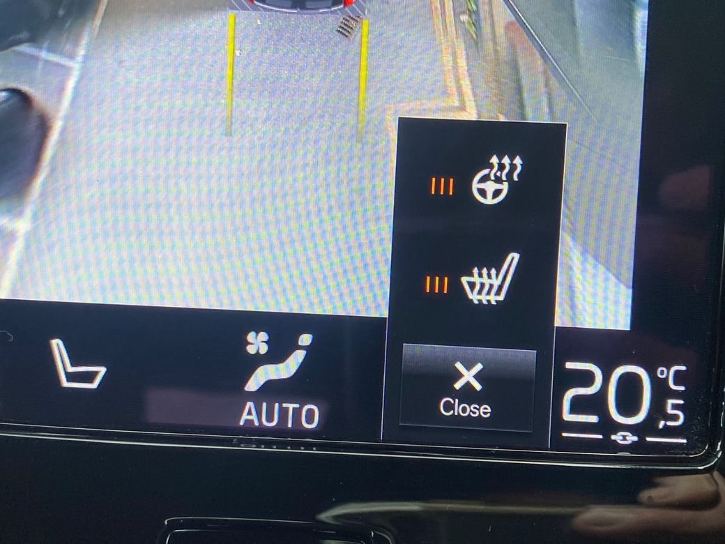 2023 Volvo XC40