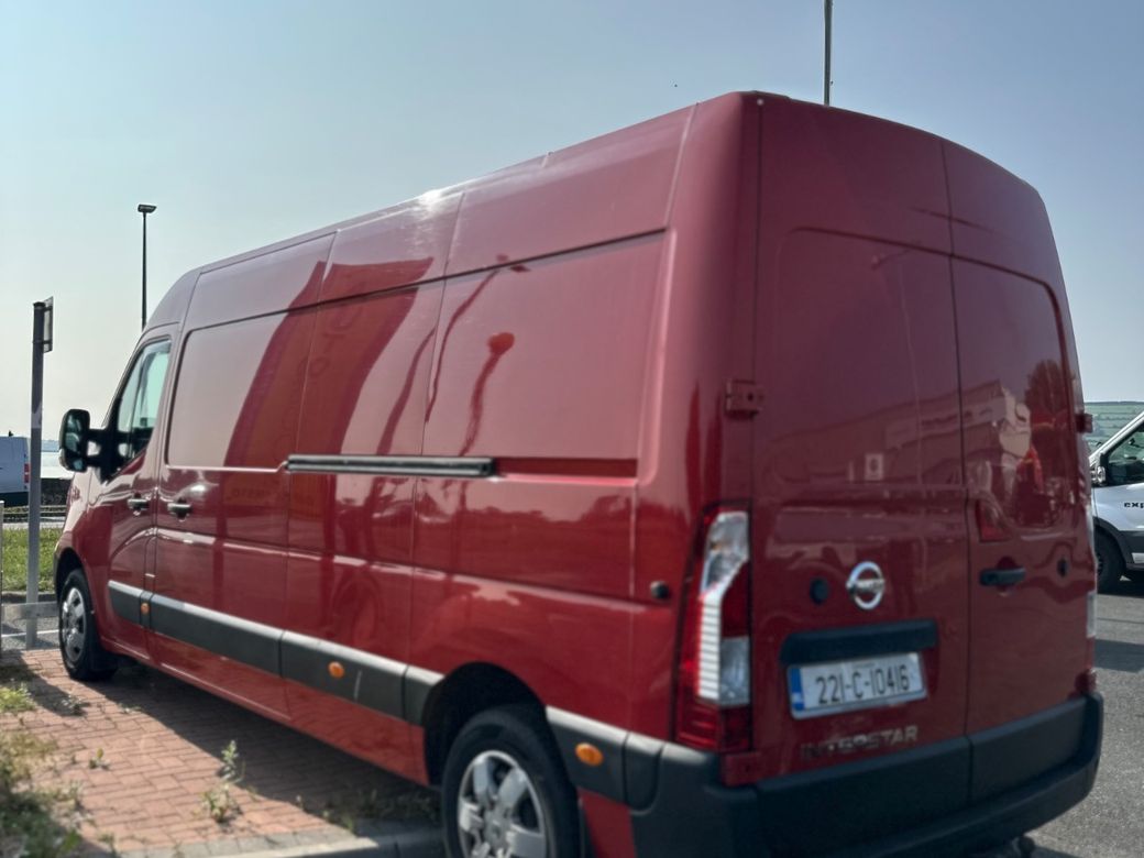 2022 Nissan Interstar