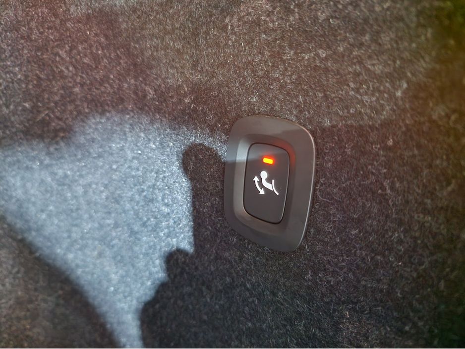 2023 Volvo XC40
