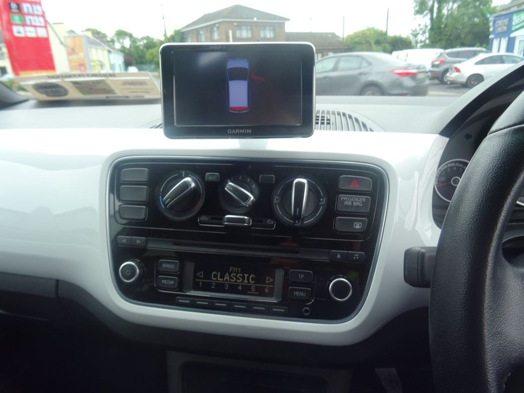 2016 Volkswagen up!