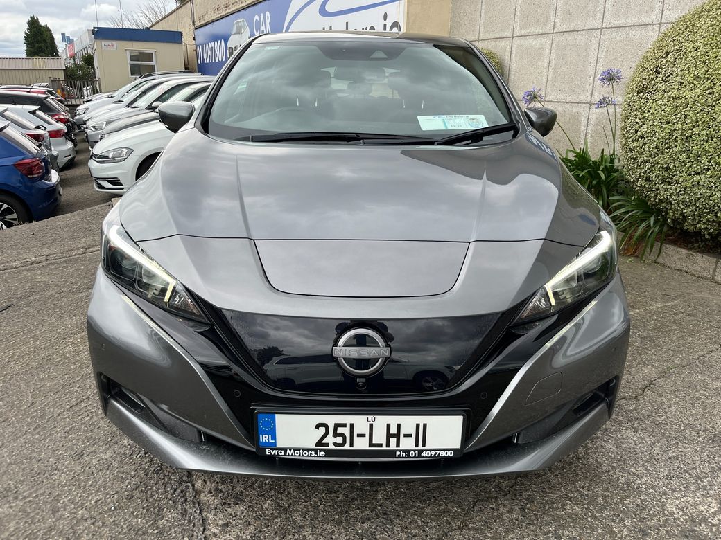 2025 Nissan Leaf