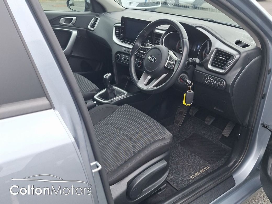 2022 Kia Ceed