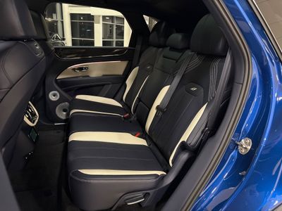 2025 Bentley Bentayga