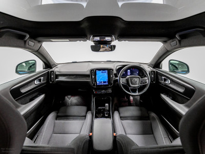 2023 Volvo C40