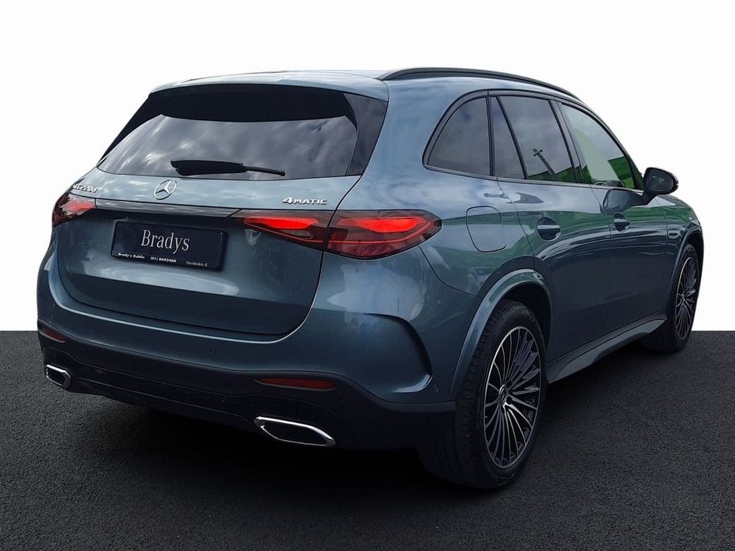 2025 Mercedes-Benz GLC Class