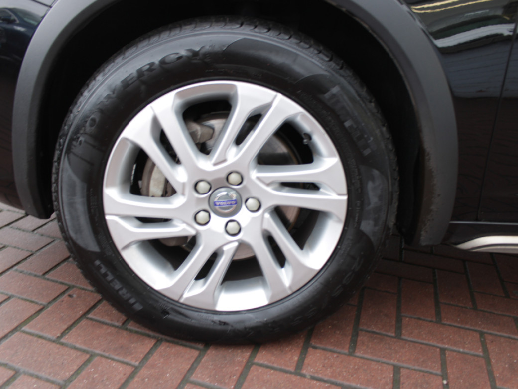 2016 Volvo V60 Cross Country