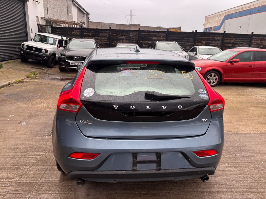 2014 Volvo V40