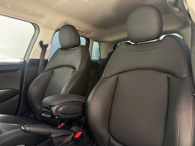 2019 Mini Hatch