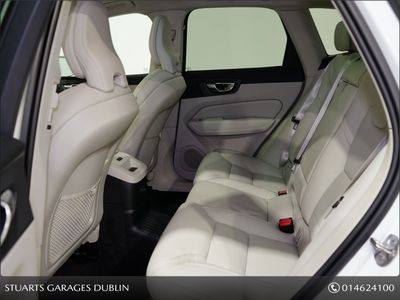 2022 Volvo XC60